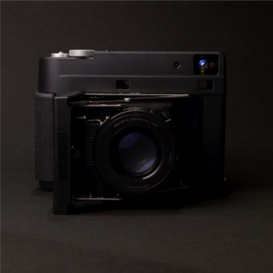 InstantKon RF70 Instant Film Camera
