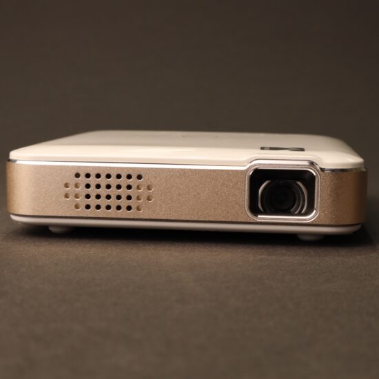 Kodak Luma 150 Portable Projector